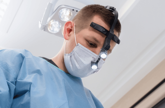 Zubni implantati postupak - White City Dent
